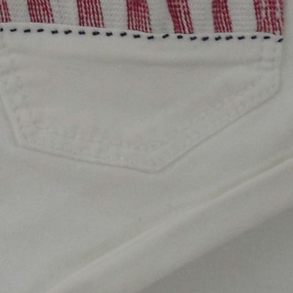 NWT Hippie Laundry White Jean Shorts - Picture 8 of 8